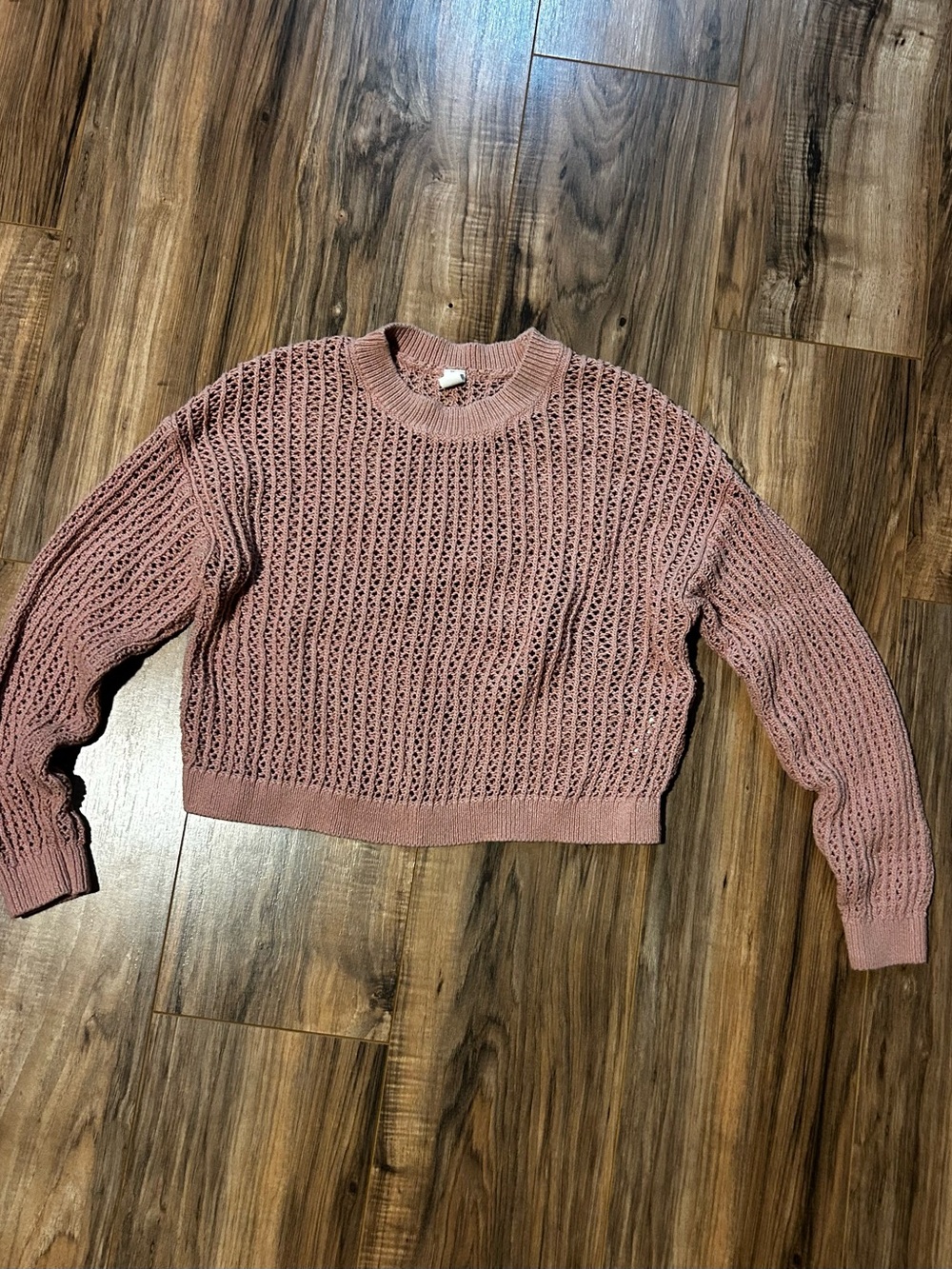 Old Navy Open-Knit Cropped Crew Sweater in Dusty Rose